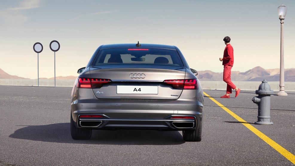 Audi a4 2020 сзади