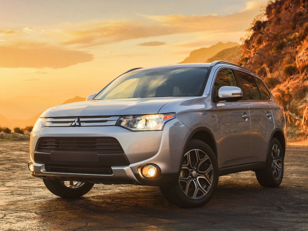 Mitsubishi Outlander 2015