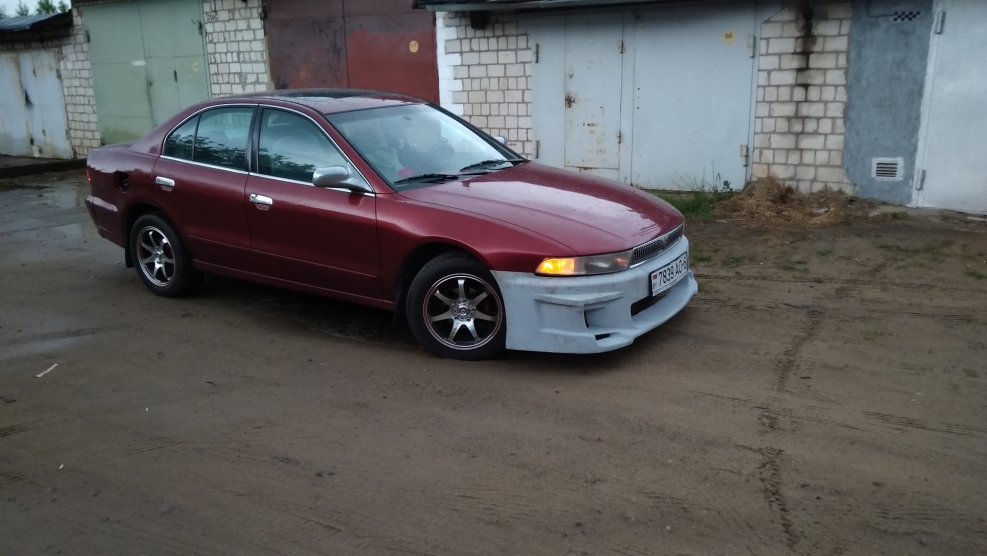 Митсубиси Галант 2002 2.4