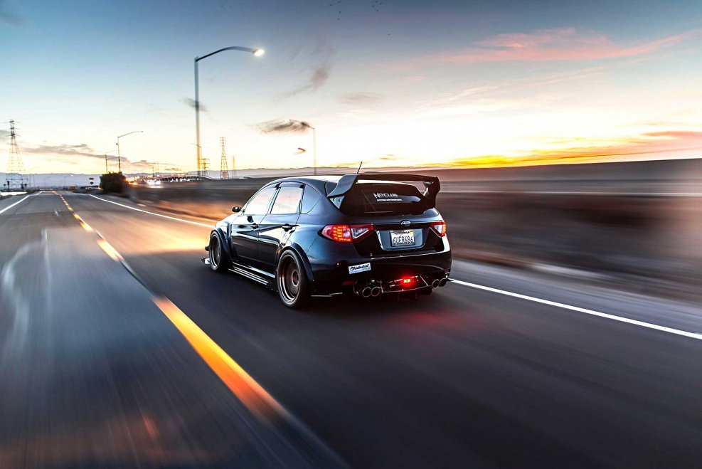 Subaru Impreza WRX 2003 на закате