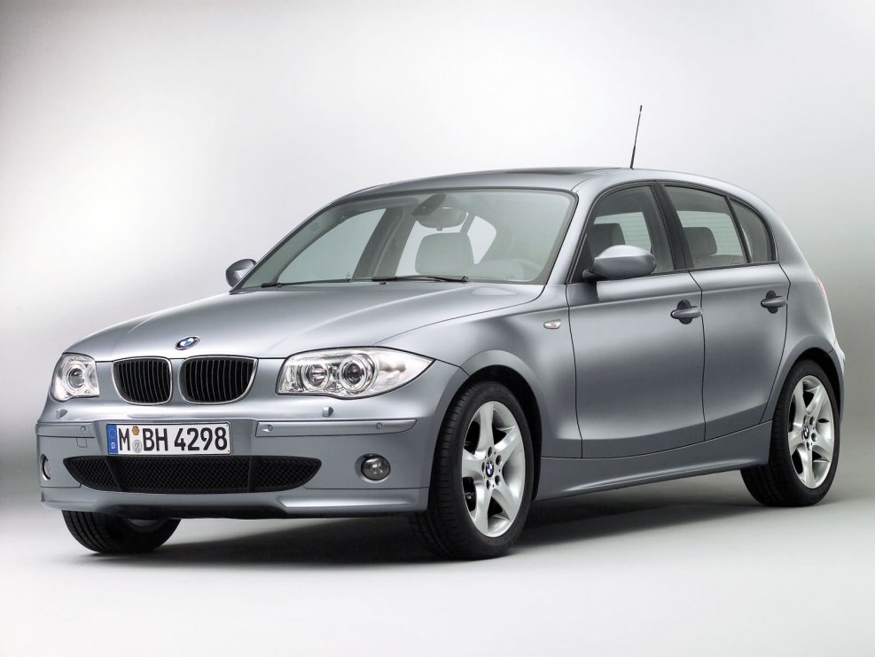 BMW 120i e87