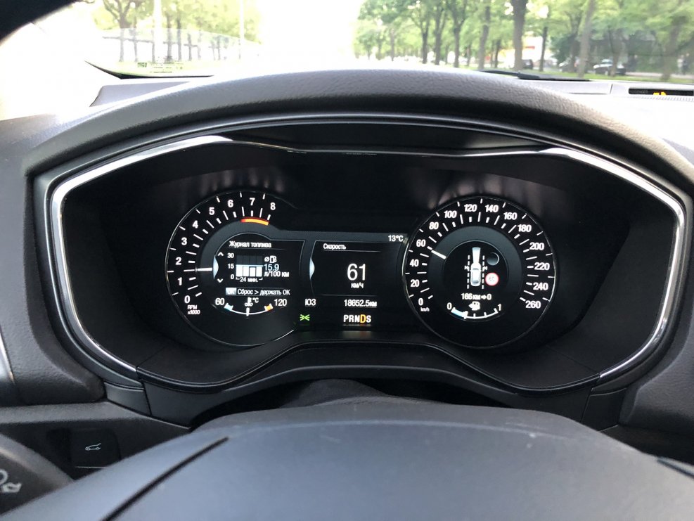 Панель приборов Ford Mondeo 5
