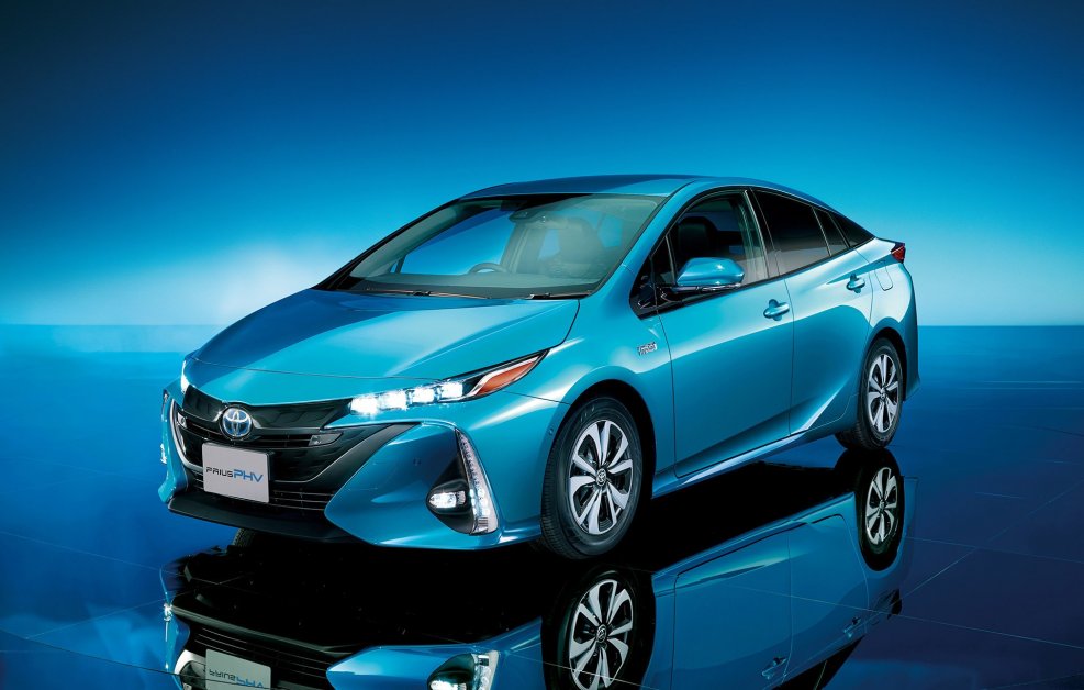 Toyota Prius PHV