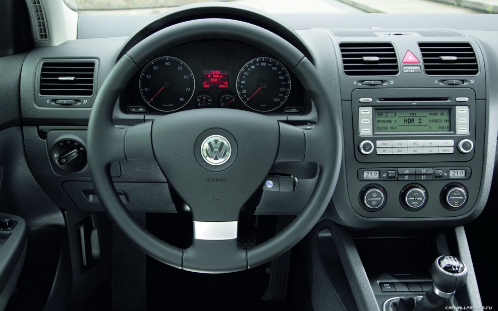 Салон Golf 5 2007
