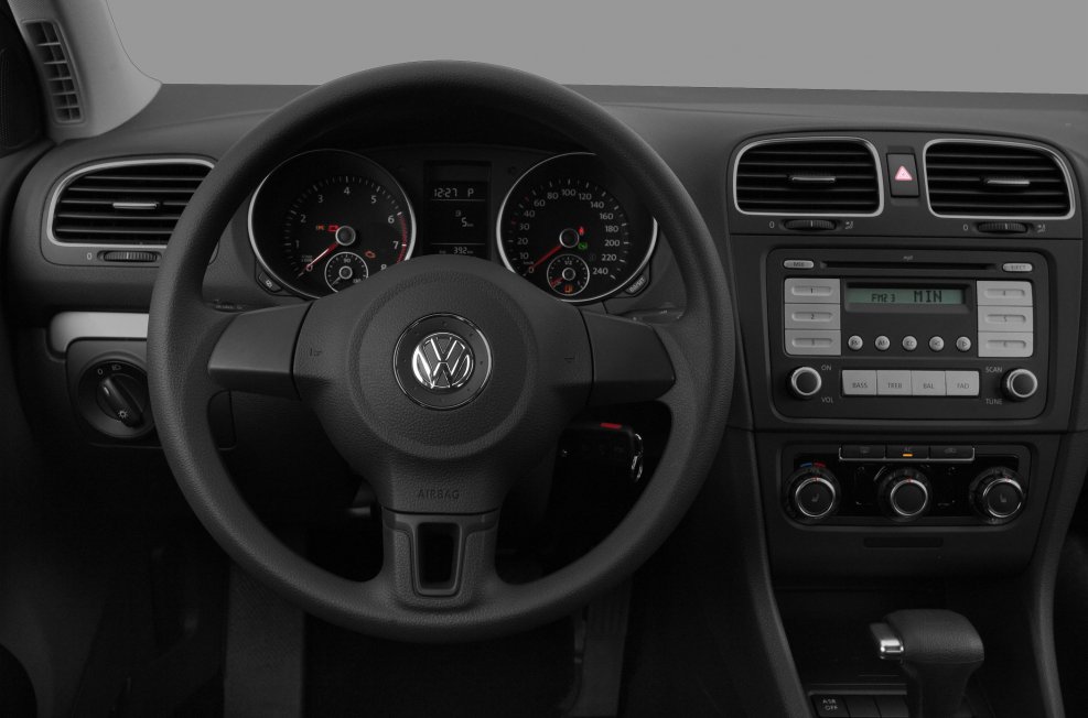 Volkswagen Golf 2010 Interior