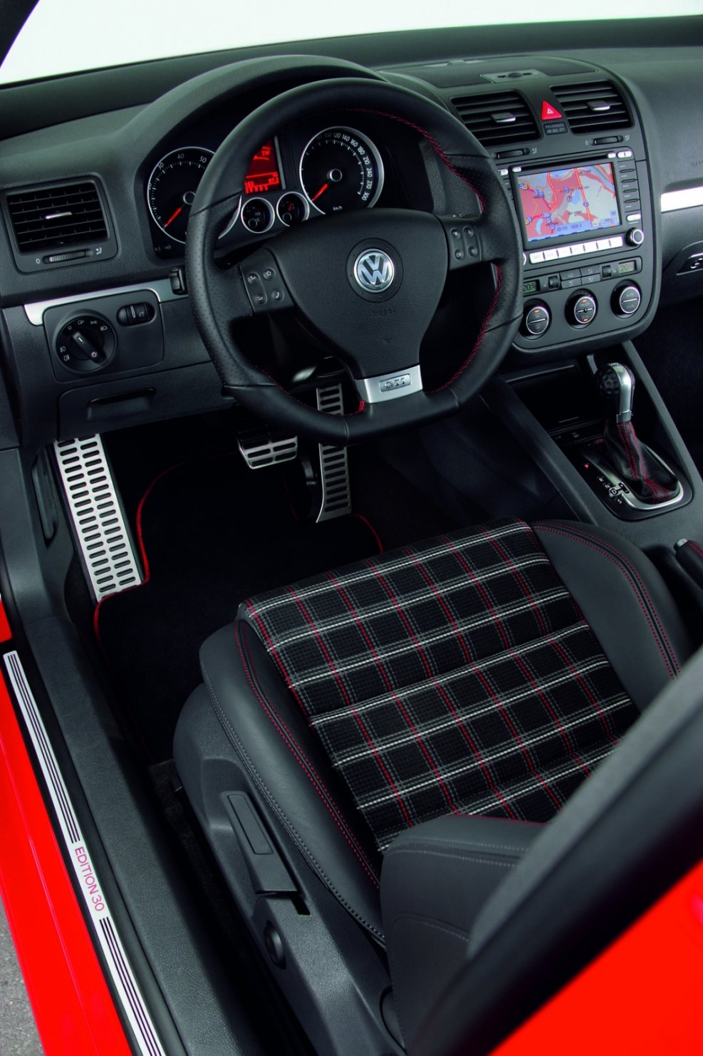 Volkswagen Golf GTI салон