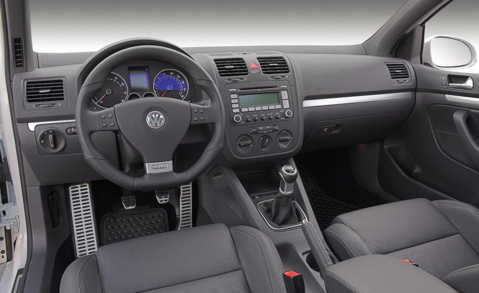 Volkswagen гольф 2008 салон