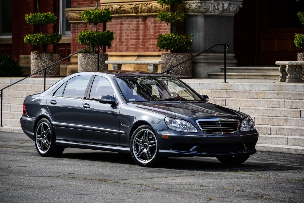 Mercedes-Benz w220