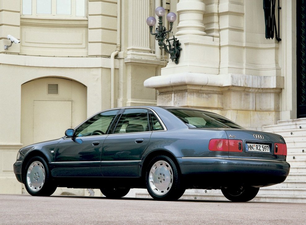 Audi a8 d2 2002
