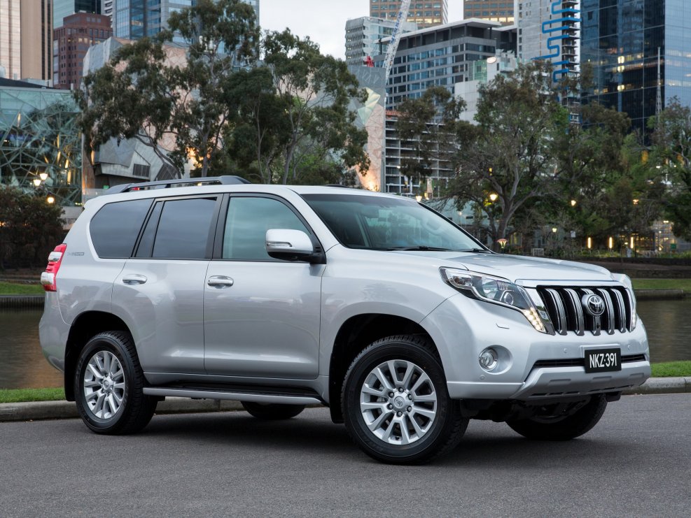 Toyota Land Cruiser Prado 2013