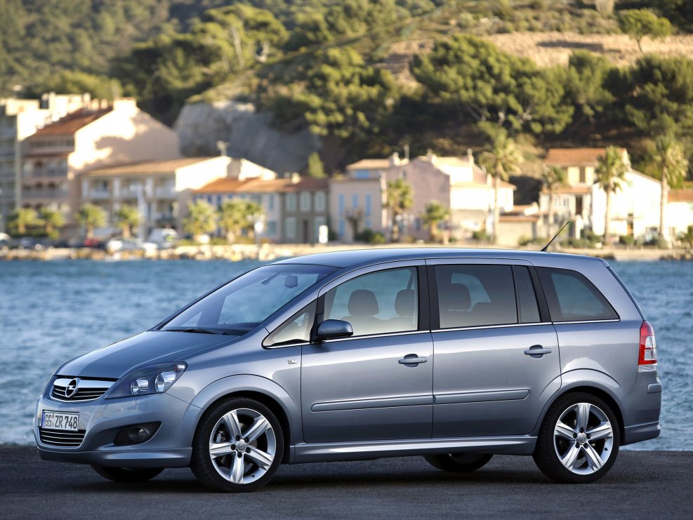 Opel Zafira b 2008