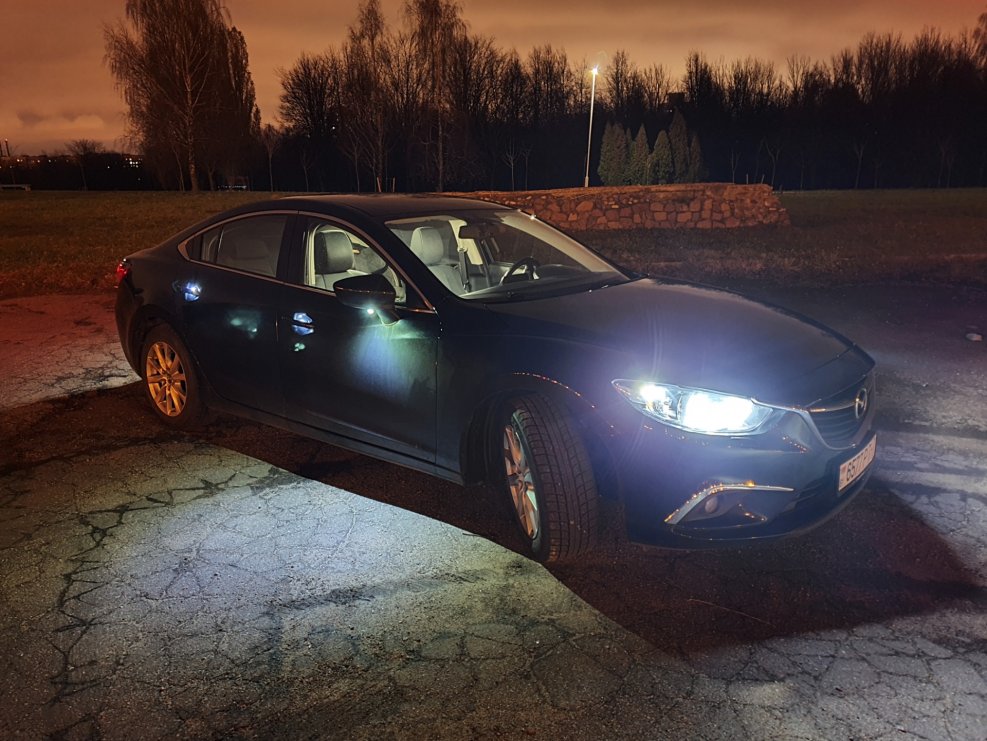 Mazda 6 с подсветкой