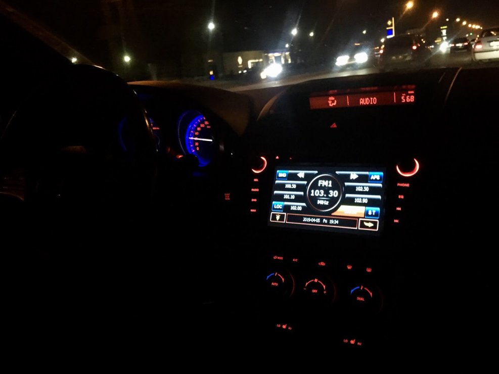 Mazda 6 GH салон ночью