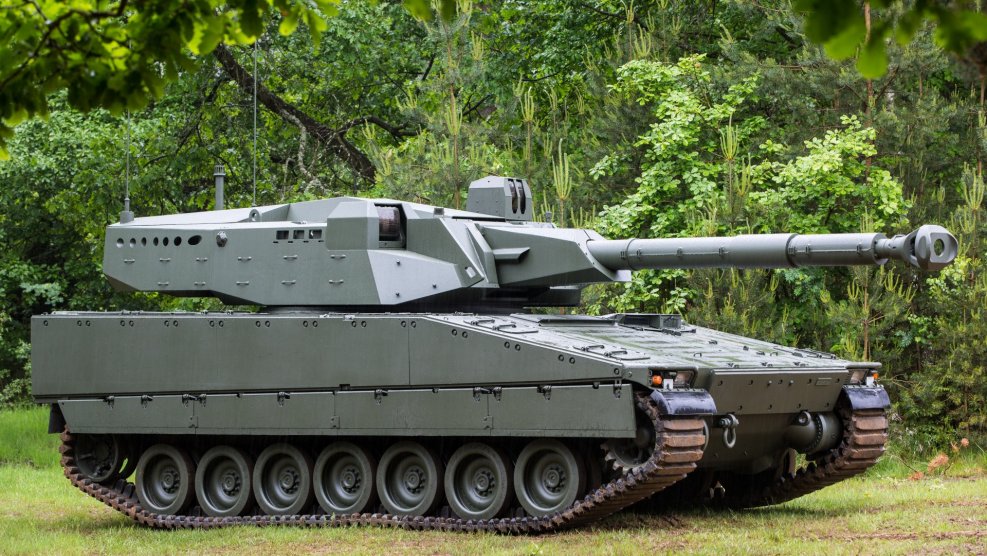 Шведский танк невидимка cv90120