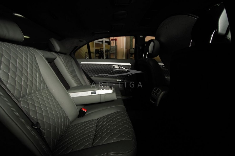 Mercedes s221 белый салон