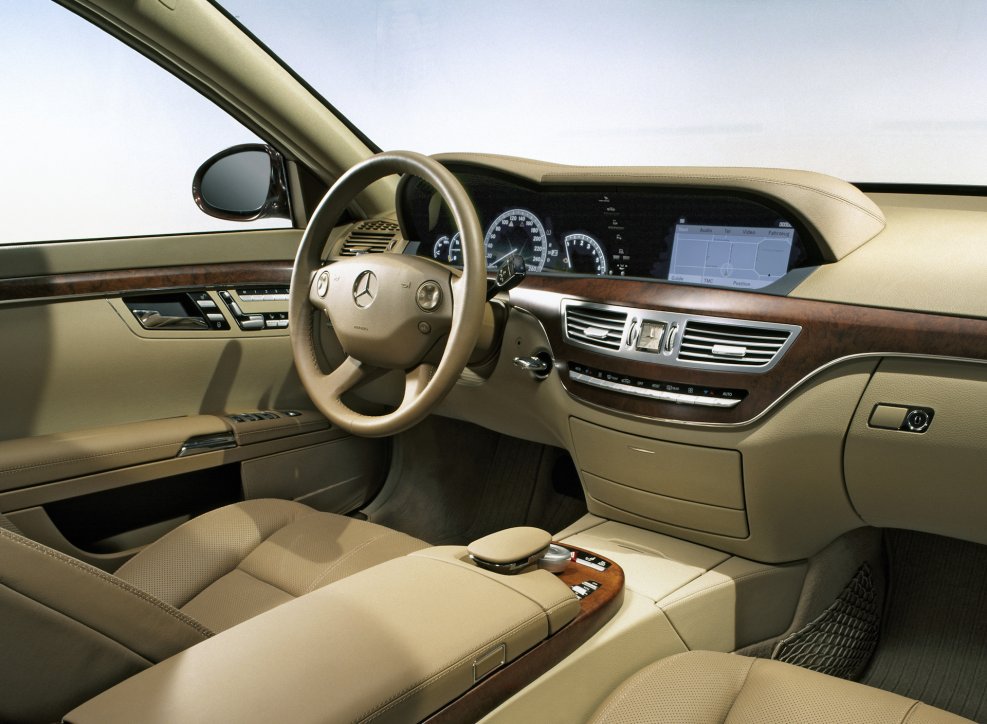 Mercedes-Benz w221 салон