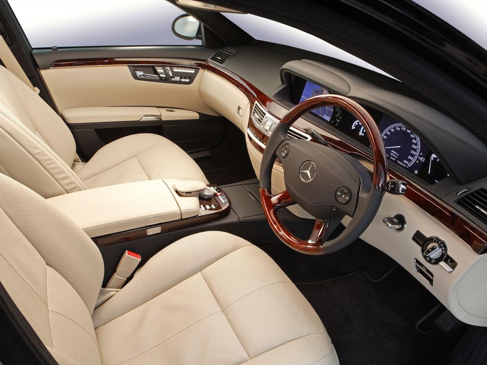 Mercedes-Benz w221 салон