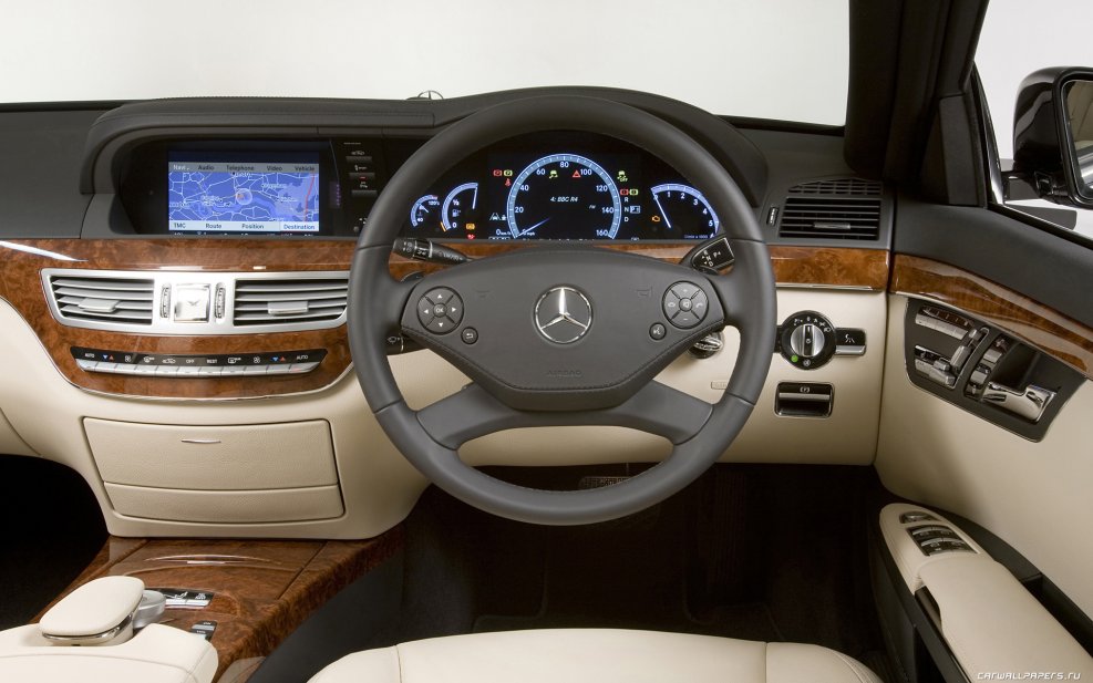 Mercedes-Benz w221 салон
