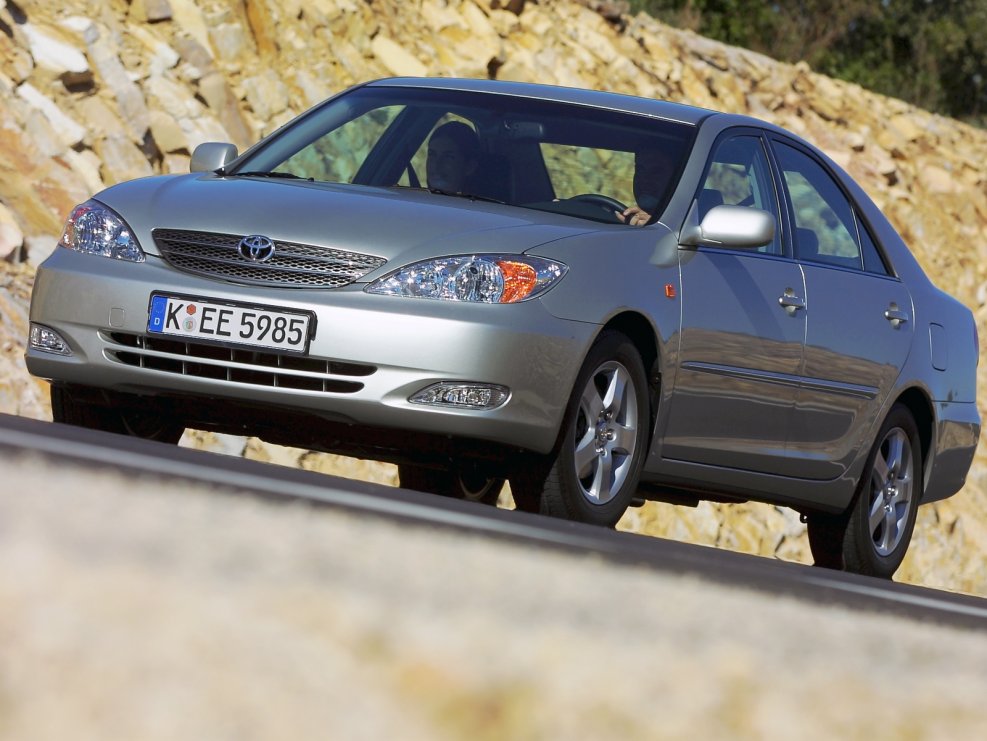 Toyota Camry xv30 2001
