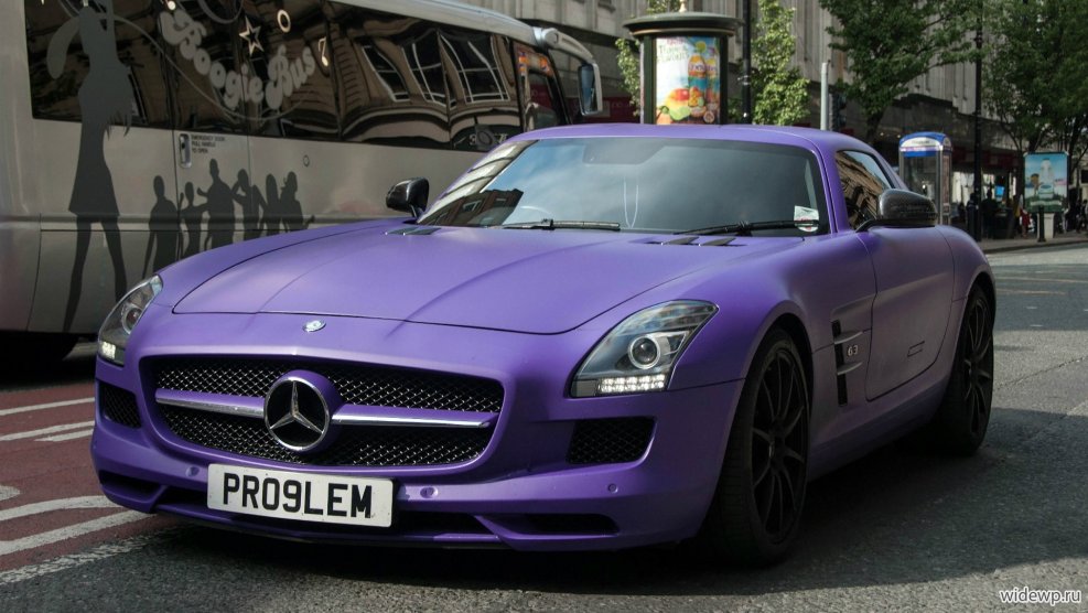 Mercedes-Benz SLS фиолетовый
