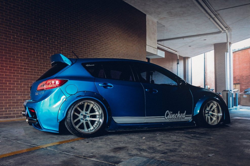Mazda 3 BL белая седан