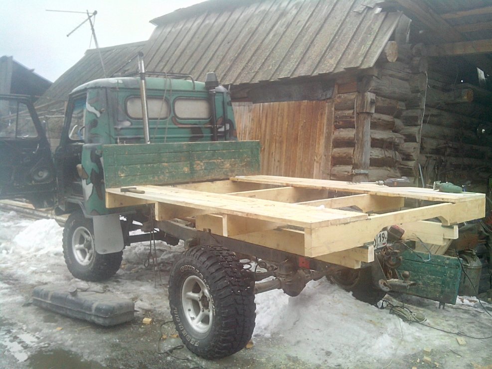 Кузов бортовой УАЗ 3303