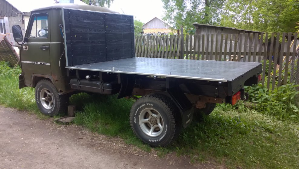 Кузов бортовой УАЗ 3303