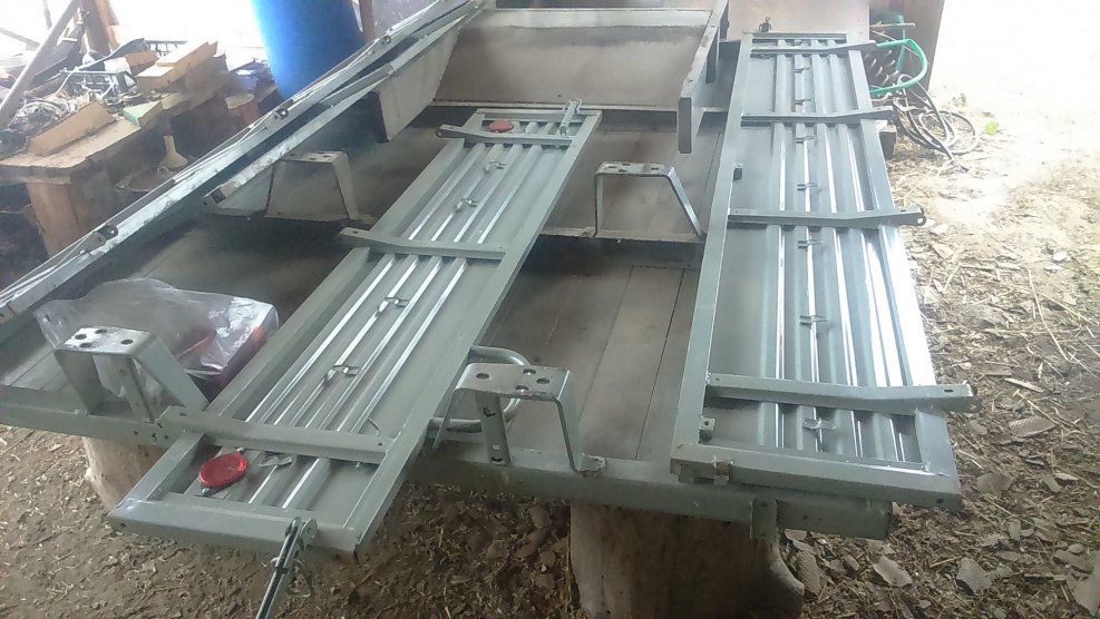 УАЗ 3303 бортовой удлиненный кузов