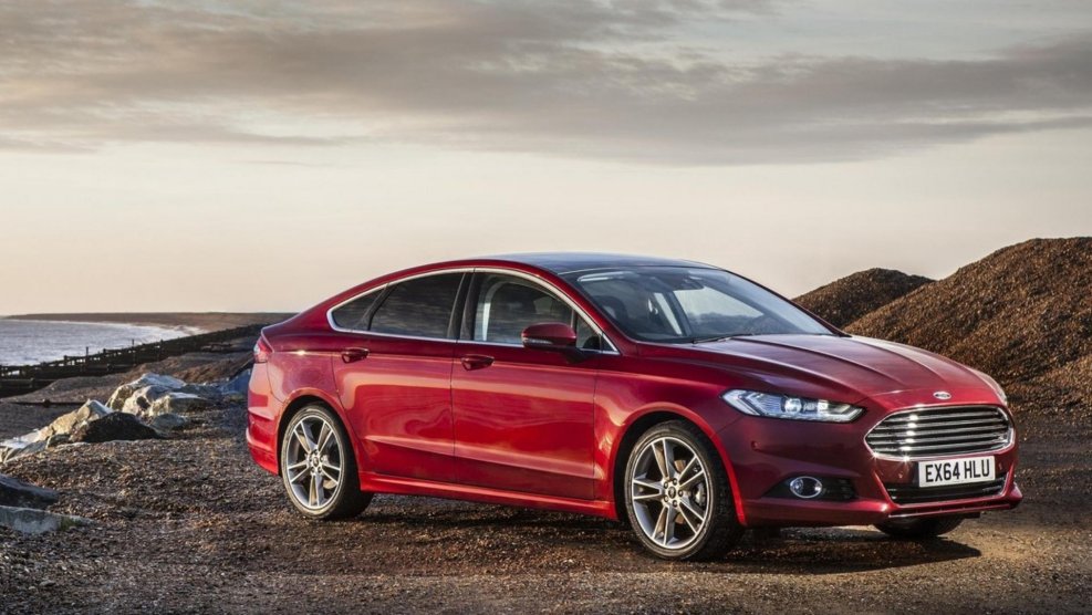 Ford Fusion Hybrid 2015