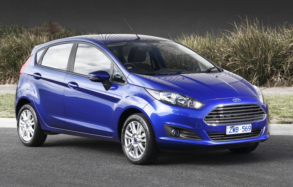 Ford Fiesta 2015 хэтчбек