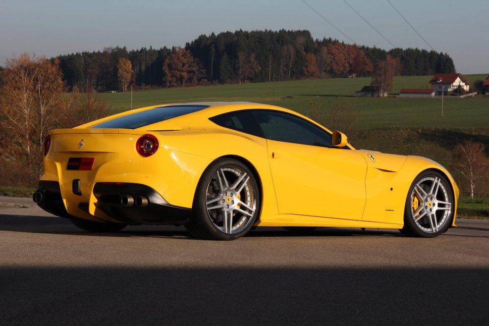 Ferrari f12 Berlinetta серая
