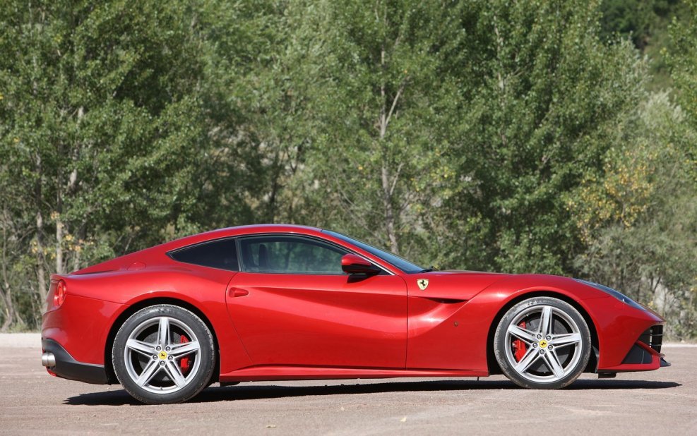 Феррари Ferrari f12berlinetta