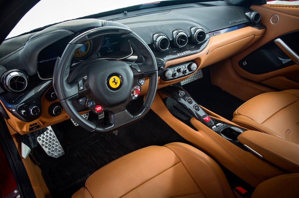 Ferrari f12 черная