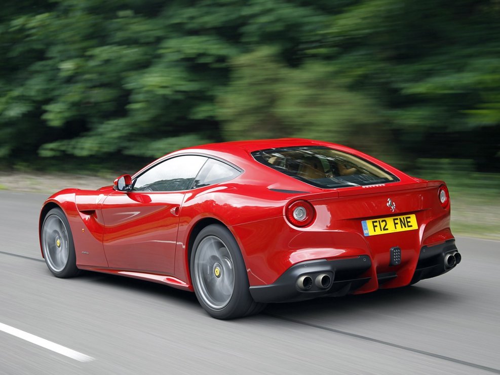 Ferrari ф12 Берлинетта