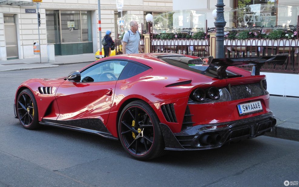 Ferrari f812 Superfast