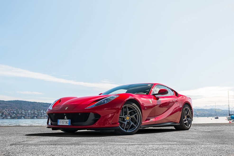 Ferrari f812 Superfast