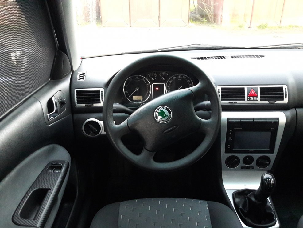 Škoda Octavia Tour салон