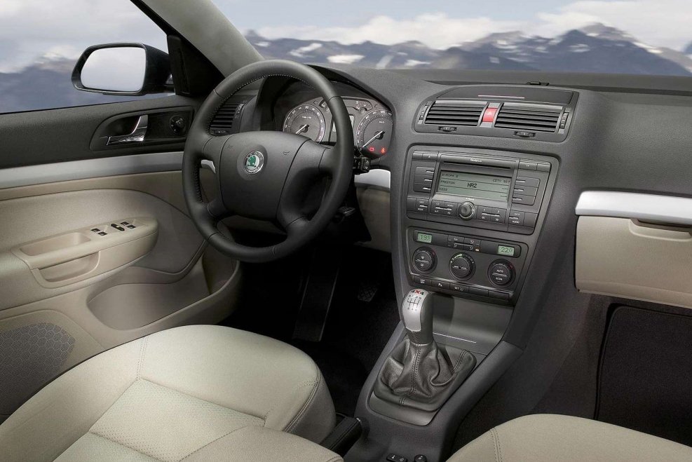 Чехлы Skoda Octavia a5 FL