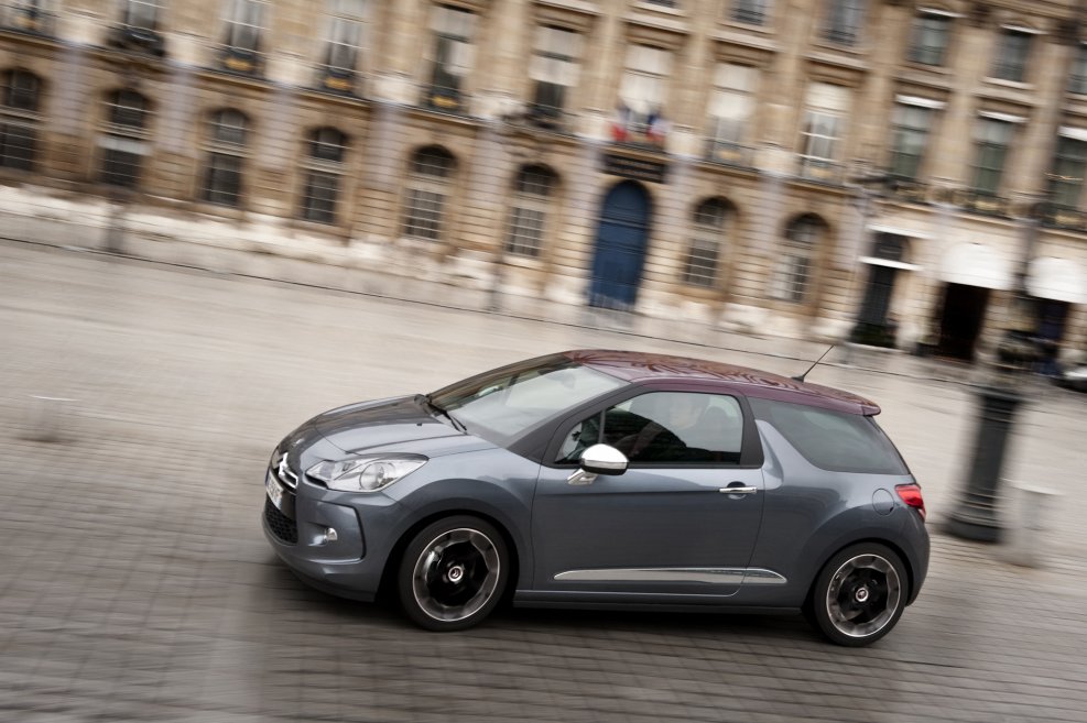 Citroen ds3 красный