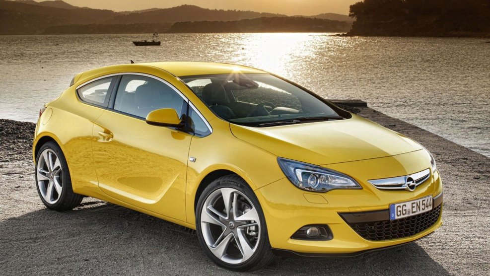 Опель Астра GTC 2012