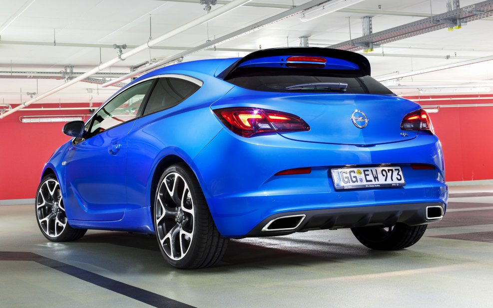 Opel Astra OPC 2012
