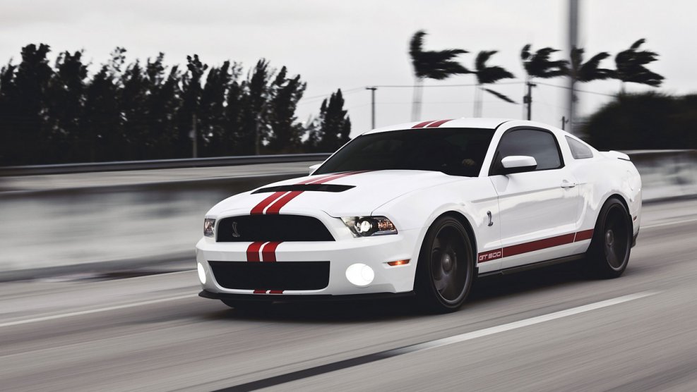 Форд Мустанг Shelby 2018 белый
