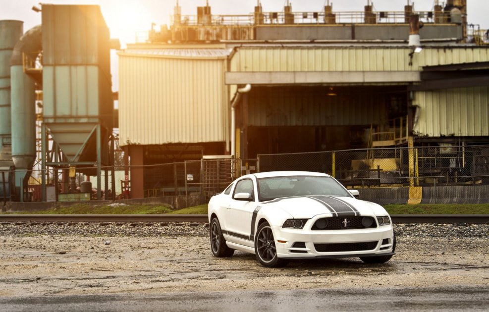 Форд Мустанг gt 500 красный