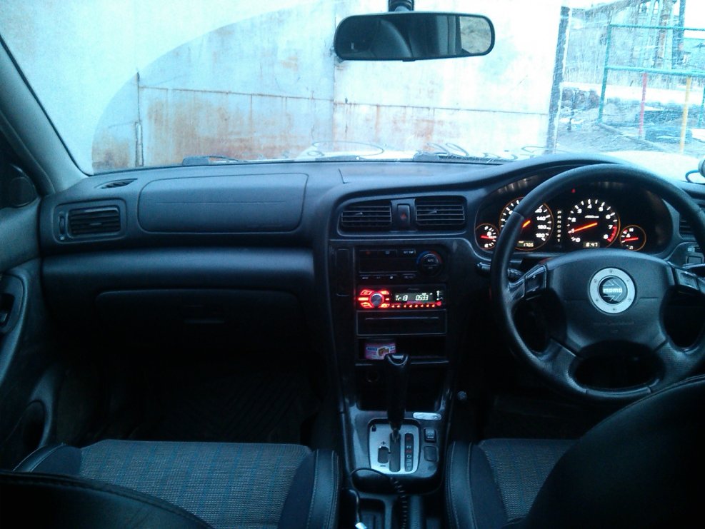 Subaru Legacy b4 2000