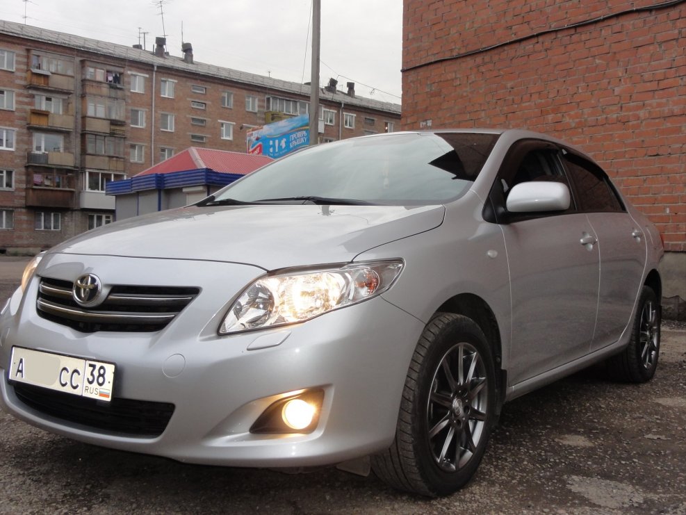 Toyota Corolla e120 e130 реснички