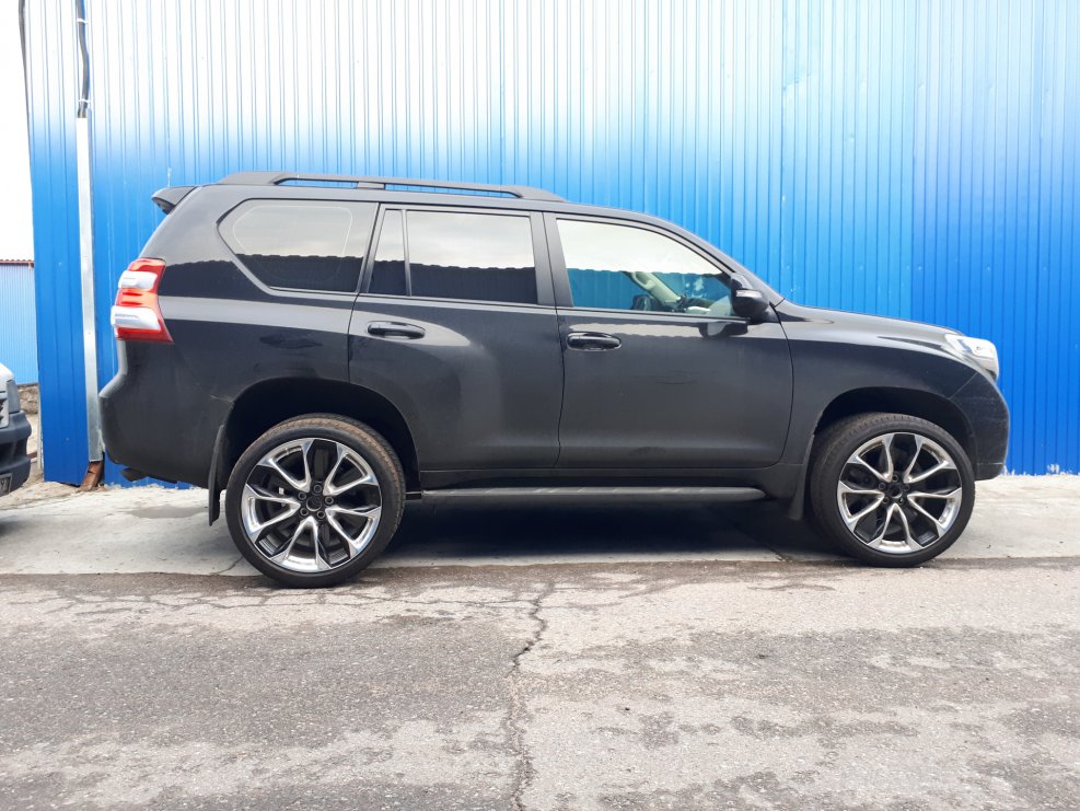 Toyota Land Cruiser Prado r20 2020