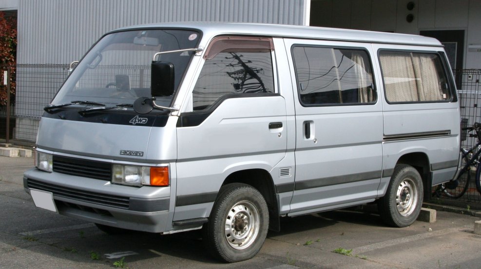 Nissan Homy e24 1987