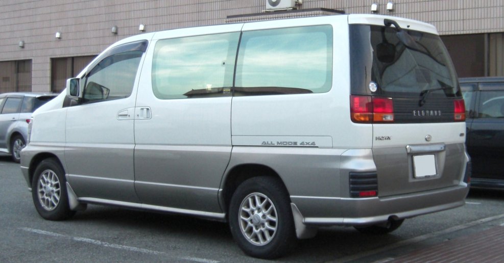 Nissan Elgrand 1996