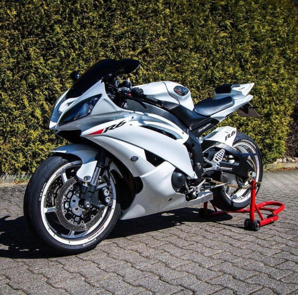 Мотоцикл Yamaha YZF-r6