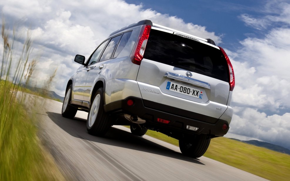 Nissan x Trail 2008 белый